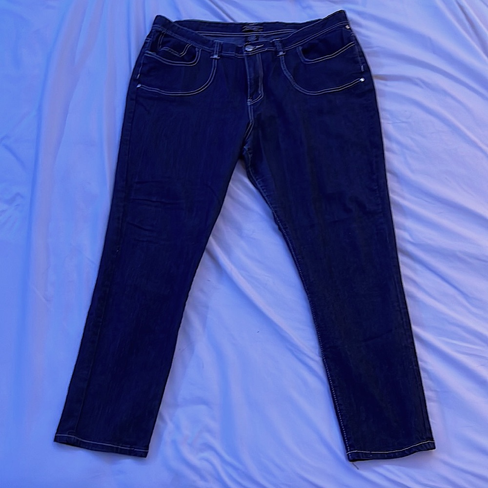 Stylish jeans that do not fit anymore. Super cute jeans that I used to love.